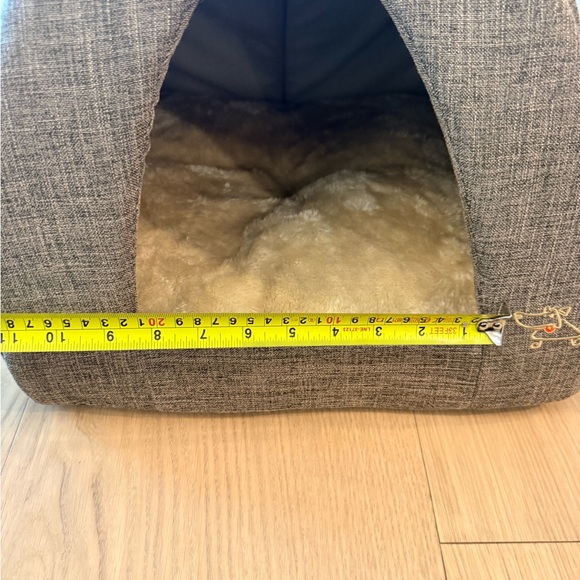 Amazon Tan / Brown Cat / small dog Bed - Picture 6 of 6